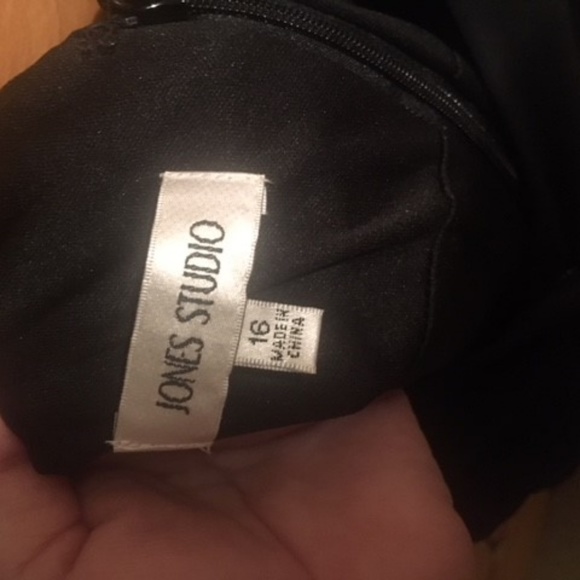Jones Studio Little Black Dress Size 16 - Picture 3 of 3